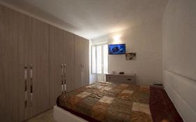 Appartamento Comodo In Centro Citta